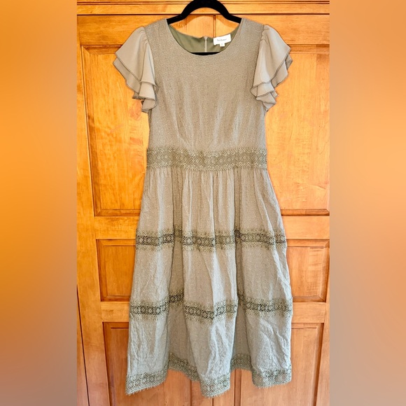 bohme Dresses & Skirts - Bohme Tiered Embroidered Midi Dress Size Small